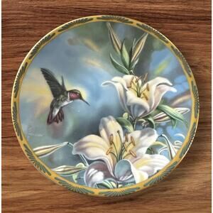 Ruby-throated Hummingbird Limited Edition Plate by Cyndi Nelson Plate #28668